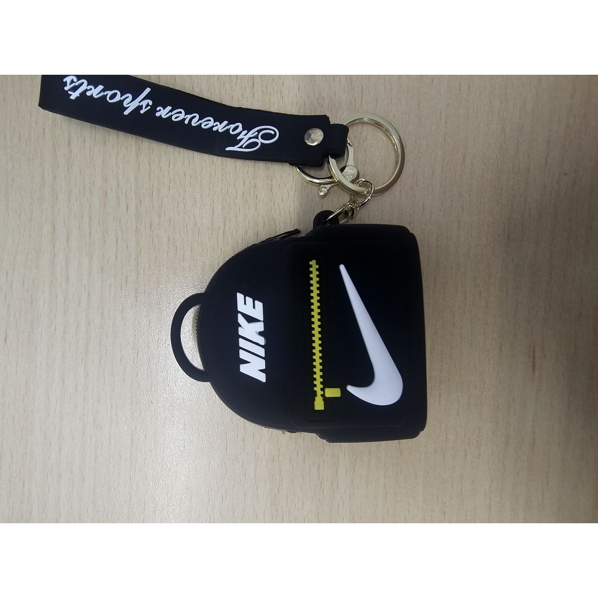 Brelok plecak nike czarny pakowany po 5szt.