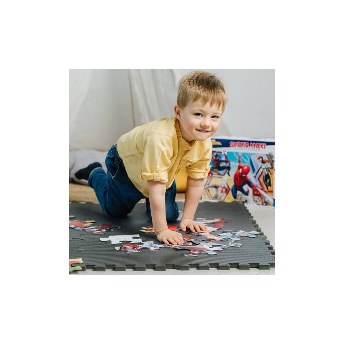 Puzzle Trefl Spiderman Super maxi Spiderman wyrusza do akcji 24 el. (41006)